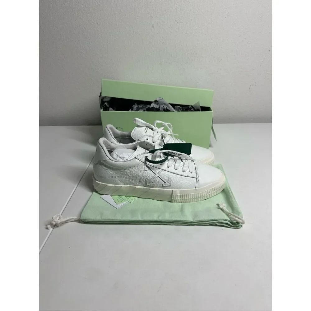 NWT OFF-WHITE Vulc Low Leather Women’s Sneaker US 12 / EU 42 White Red